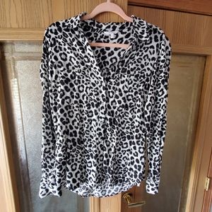 Candie's M Button Down Leopard Print Blouse
